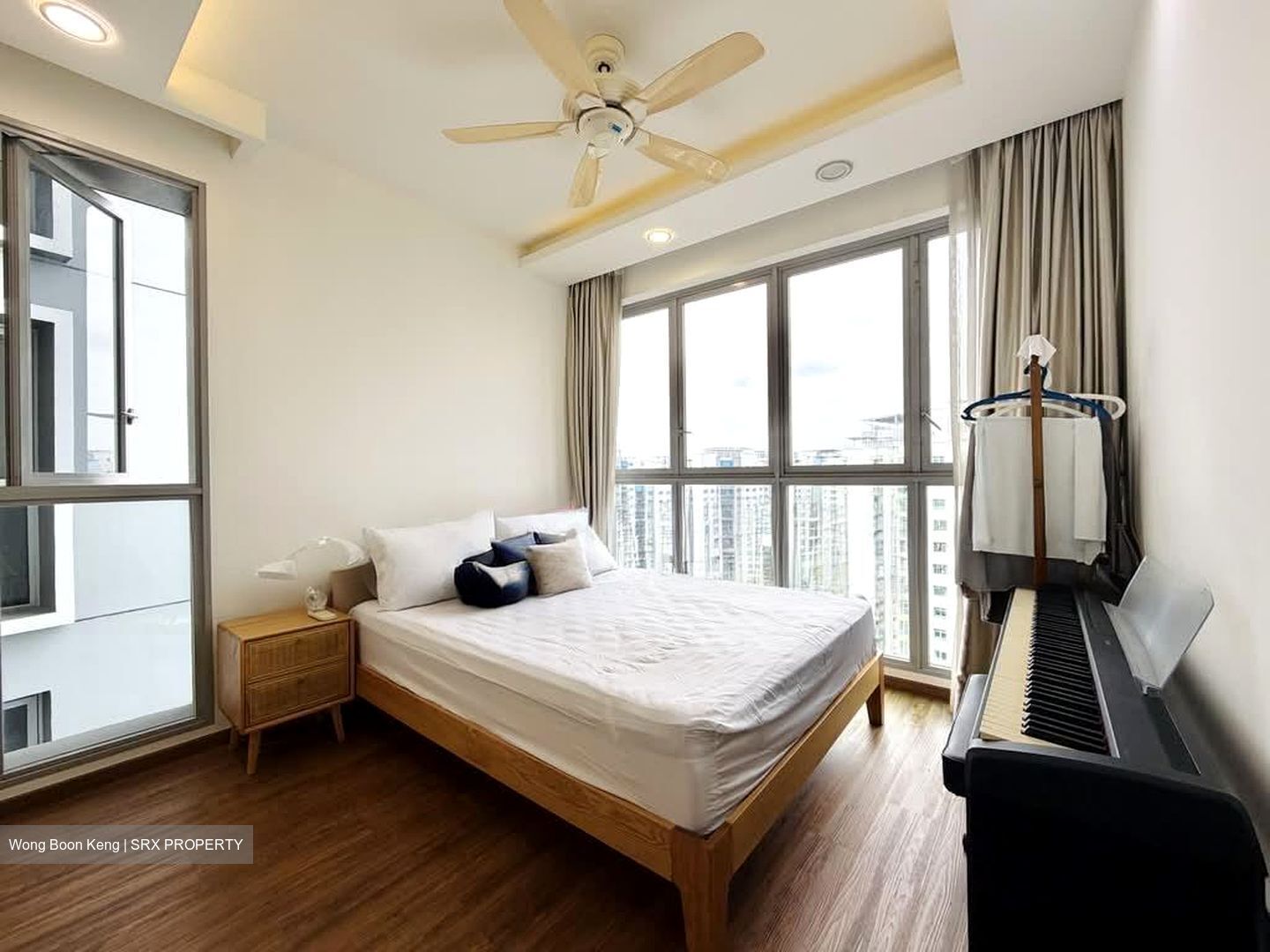 Prive (D19), Condominium #585625111